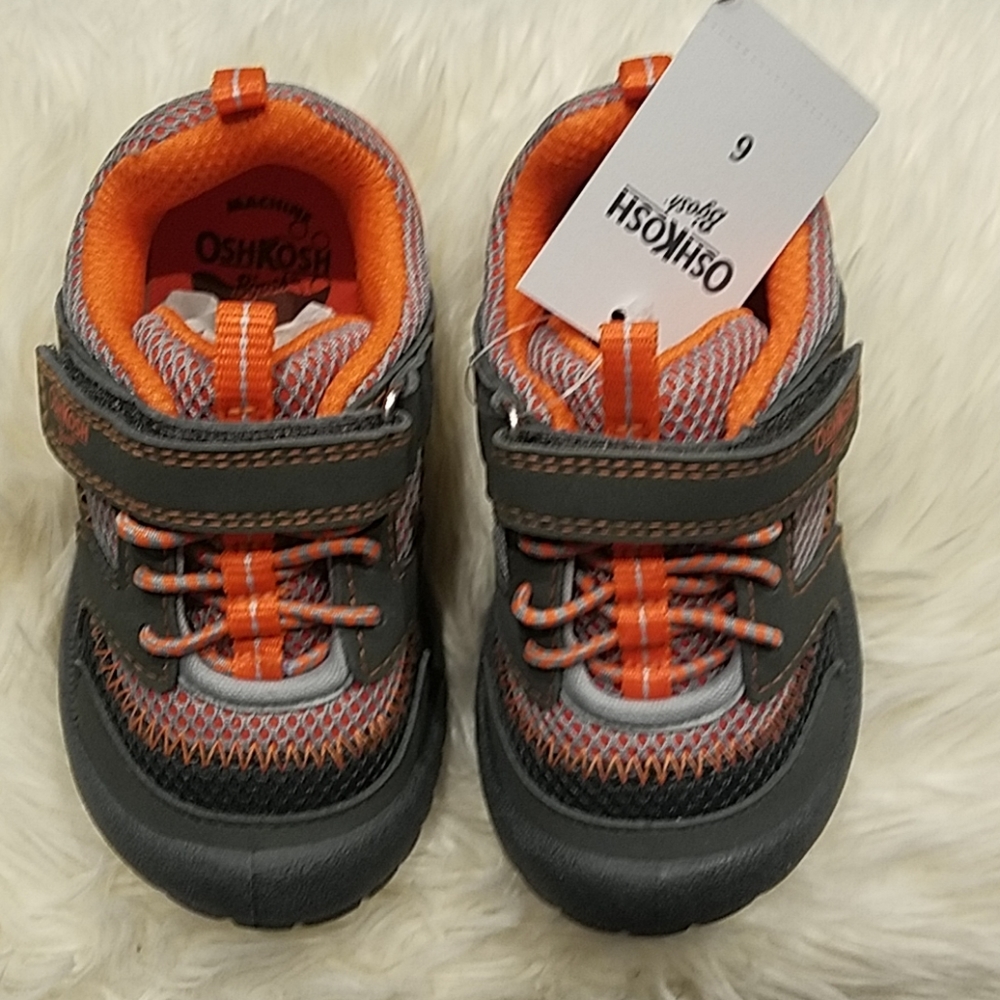 Oshkosh sneakers